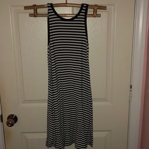 Stripped sleeveless dress